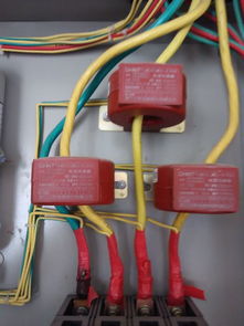 請問這個(gè)電流互感器的倍率是多少